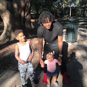 Meet your Posher, Akeem